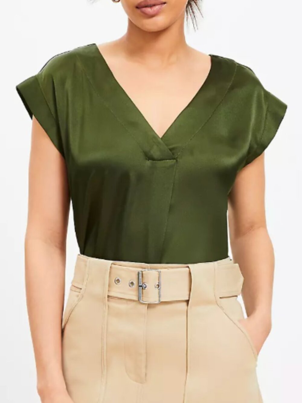 LOFT Satin Cap Sleeve V-Neck Top in Olive, size Small